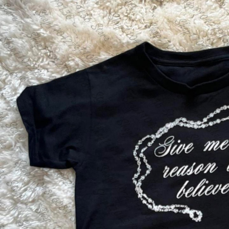 ملابس نسائية من عشرينيات القرن - مراجعة Baby Y2K Clothing وسعره